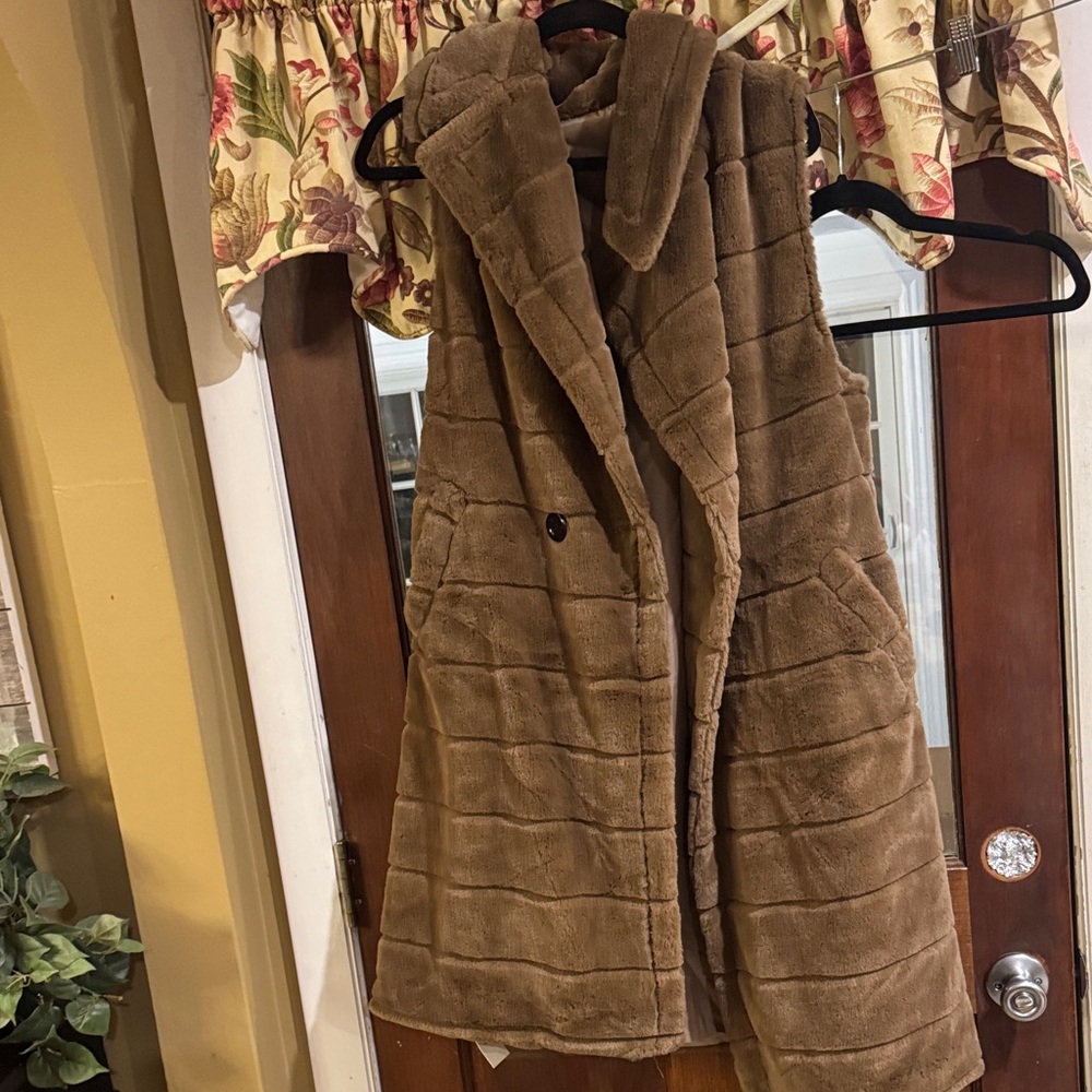 Women's Brown Quilted Vest